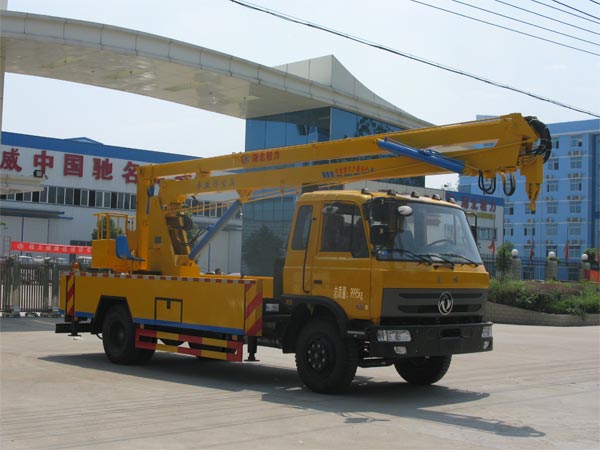 东风20米折臂高空作业车